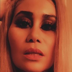 Meet your Posher, Keysa